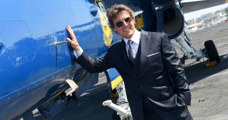 Who owns private jets among celebrities
