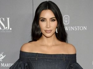 The Kardashians share their nighttime skincare routines sans makeup