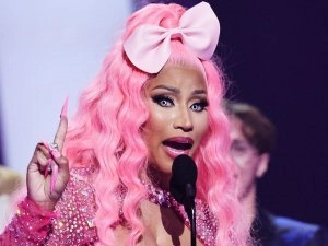 Best and worst VMAs 2022 performances: Nicki Minaj, Fergie, and Blackpink weren't as hot