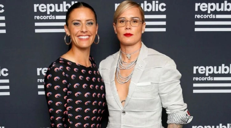 Second baby adopted by soccer stars Ashlyn Harris and Ali Krieger